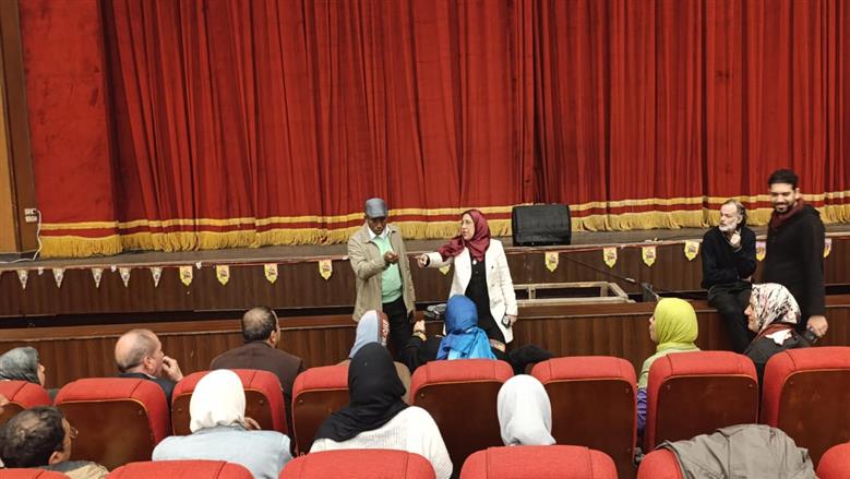 قصور الثقافة تختتم «ليالي رمضان» في الإسكندرية بمسرح كامل العدد 