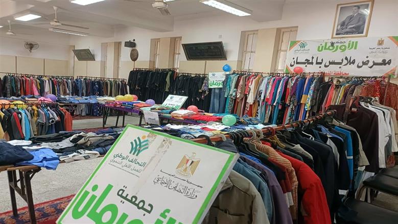 عضو التحالف الوطني تواصل تنفيذ أنشطة غذائية وإنسانية بعدد من المحافظات