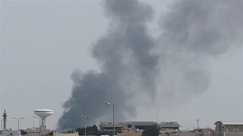 وكالة الأنباء الفرنسية: سماع دوي انفجارات في وسط دبي وتفعيل أنظمة الدفاع الجوي