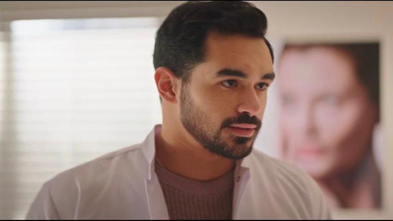 يوسف عمر لـ«الوطن»: سيف في مسلسل كان ياما كان شخصية رمادية وواقعية