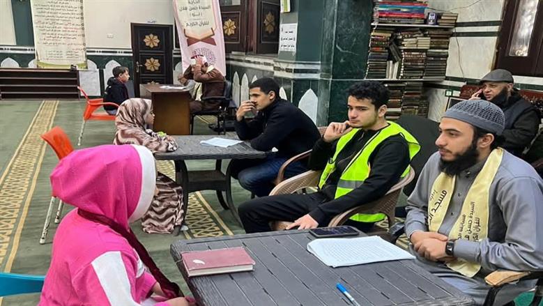 برًا بوالدته.. مهندس ينظم مسابقة لحفظ القرآن: الجائزة رحلة عُمرة