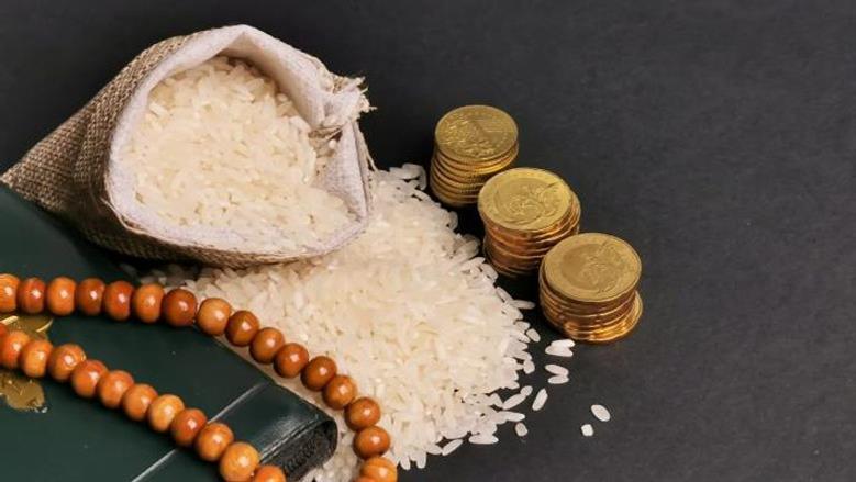 هل يجوز إخراج زكاة الفطر في بلد آخر غير بلد المزكي؟ دار الإفتاء توضح