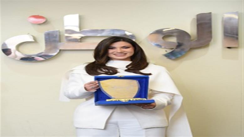 «الوطن» تكرم الفنانة هدى الإتربي عن أعمالها في رمضان 2026 (صور)