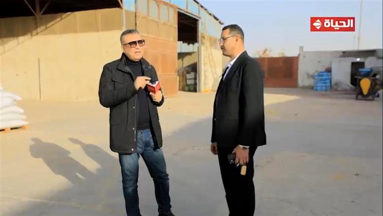 من عامل إلى صاحب مصنع.. قصة كفاح عمرو مختار تلهم الشباب في برنامج أجمل ناس