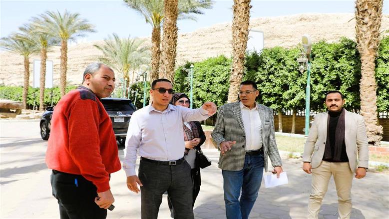 نائب محافظ المنيا يتفقد المشروعات الخدمية والإنتاجية لتعظيم الموارد المحلية