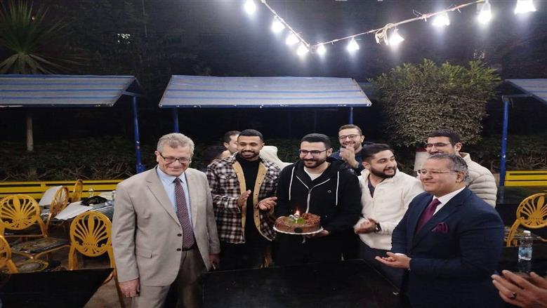 بنها الجامعي تنظم حفلها السنوي للإفطار الجماعي للأطباء المقيمين «لمة الأسرة»