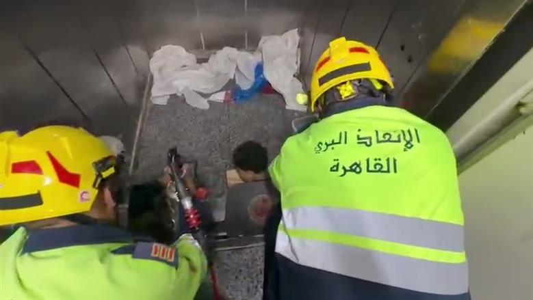 الأجهزة الأمنية تستجيب لاستغاثة شخص محتجز داخل مصعد في القاهرة