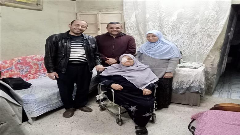 الحاجة فريال عبد السلام