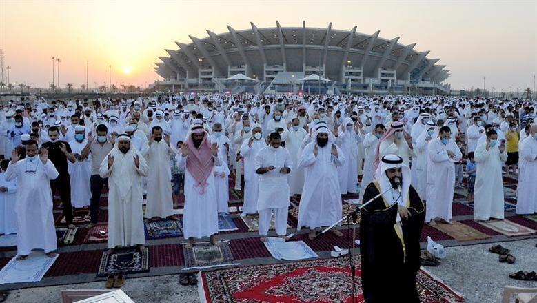 ساحات صلاة العيد في الكويت.. إقامتها في المساجد بسبب الحرب الإيرانية