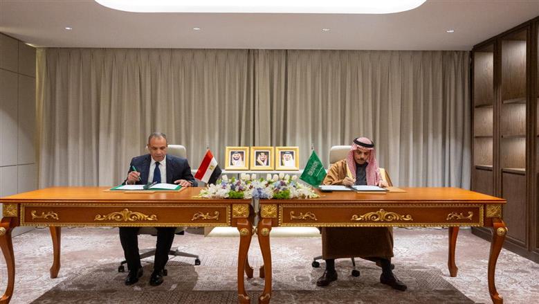 مصر والسعودية توقعان اتفاقية للإعفاء المتبادل من تأشيرات الإقامة القصيرة لحاملي الجوازات الدبلوماسية والخاصة