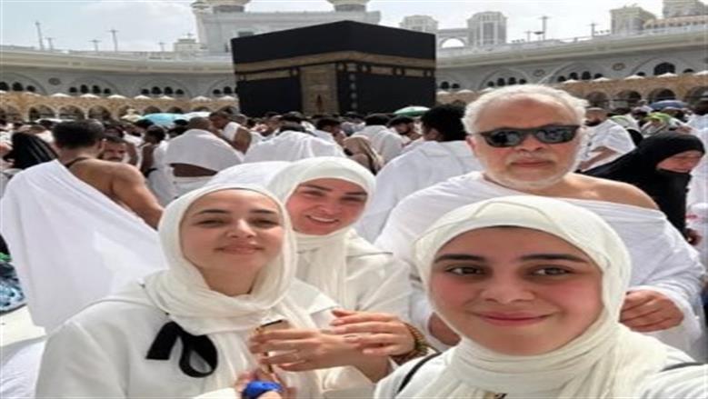 بعد نجاح مسلسل حد أقصى.. روجينا وأسرتها يؤدون مناسك العمرة