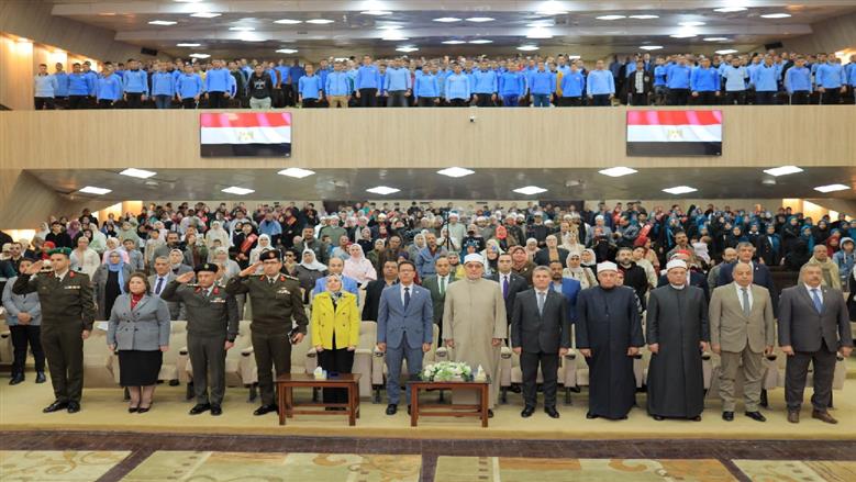 مفتي الجمهورية ورئيس جامعة بنها يشهدان احتفالية تكريم الفائزين فى مسابقة قرآن تتلوه الملائكة بالتعاون مع هيئة الشبان والمحافظة