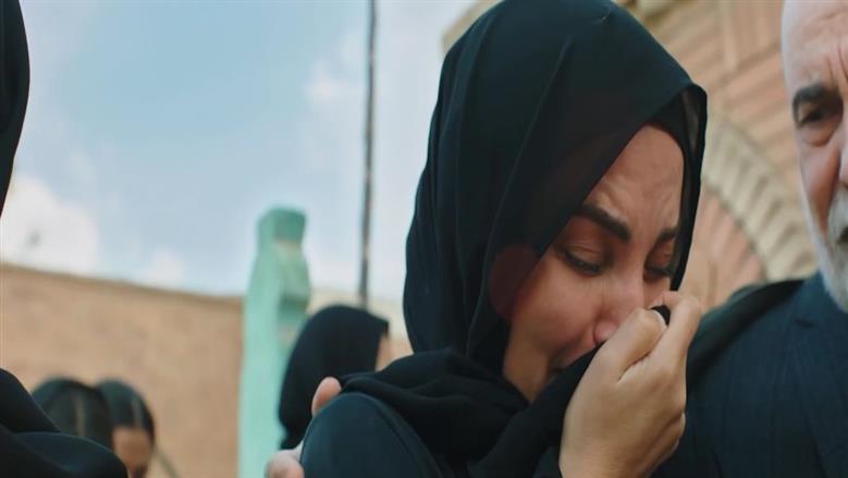 درة تتصدر تريند منصة «إكس» بعد مشهد العزاء في مسلسل علي كلاي 