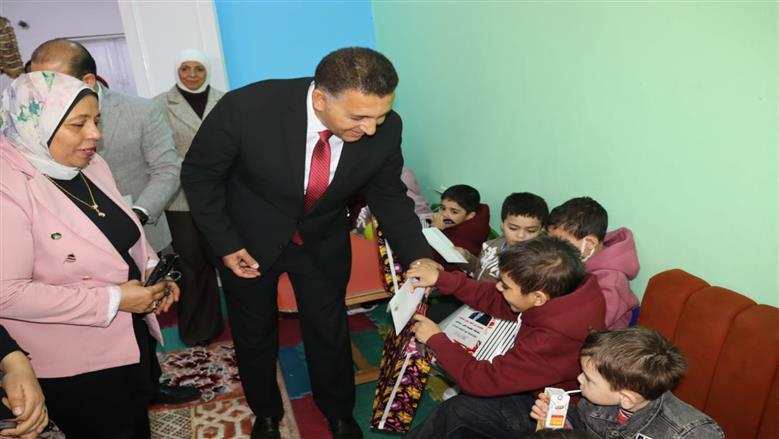 حدائق القناطر كاملة العدد في أول ايام العيد والأطفال والشباب أبرز الزوار