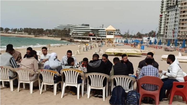 «السياحة والمصايف» بالإسكندرية تستقبل ذوي الهمم بشاطئ المندرة في أول أيام العيد