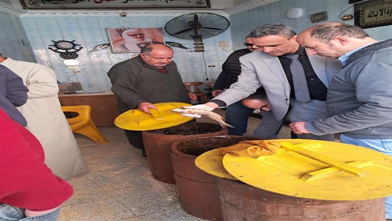 ضبط 38 طنًا من اللحوم والأسماك غير المطابقة خلال حملات «الخدمات البيطرية» 