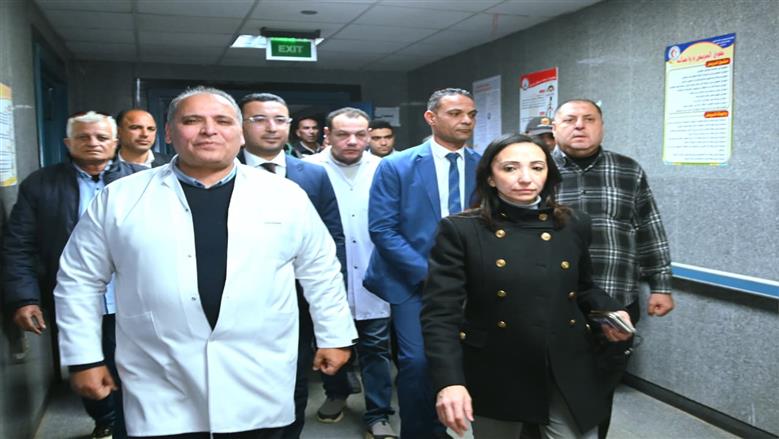 جولة محافظ البحيرة في المعهد الطبي بدمنهور 
