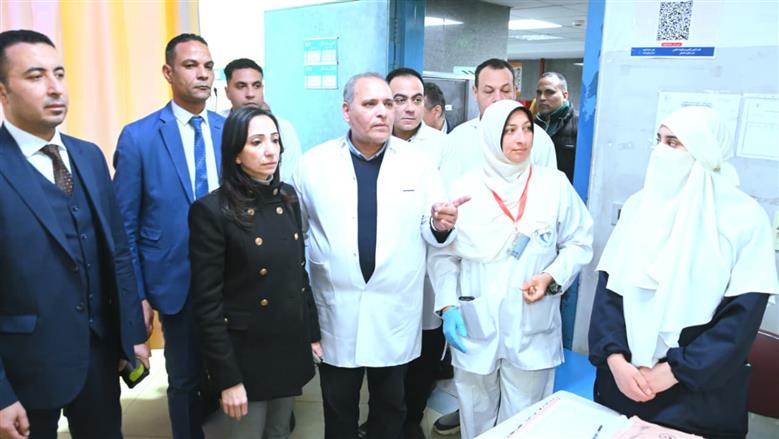 جولة محافظ البحيرة في المعهد الطبي بدمنهور 