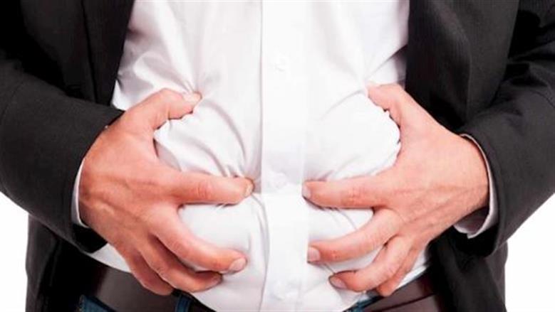 كيف تستمتع بالعيد دون آلام في المعدة؟..  مشروبات تخفف الانتفاخات