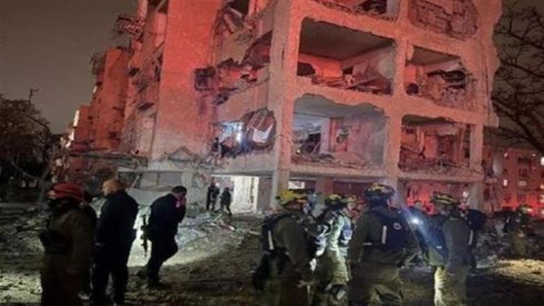 جيش الاحتلال الإسرائيلي يجرى تقييما أمنيا عقب سقوط صواريخ على ديمونة