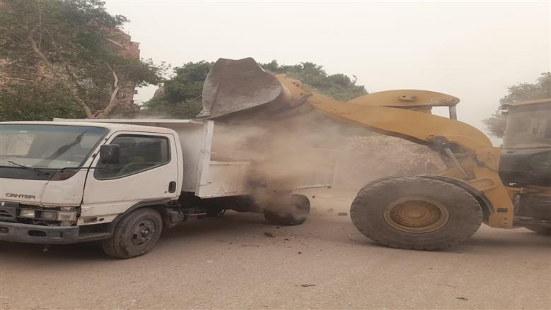 رفع 59 طن مخلفات وتراكمات في حملة نظافة مكبرة بنجع حمادي 
