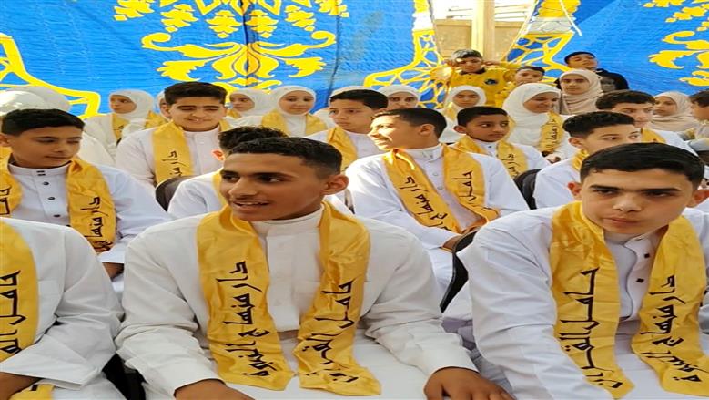 بحضور محمد كامل الفائز في دولة التلاوة.. تكريم حفظة القرآن الكريم بقريته في الشرقية