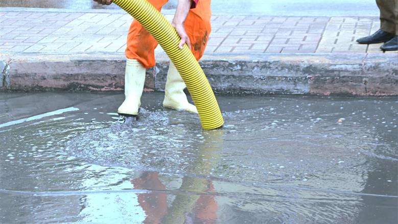 أمطار تضرب البحيرة ورفع درجة الاستعداد