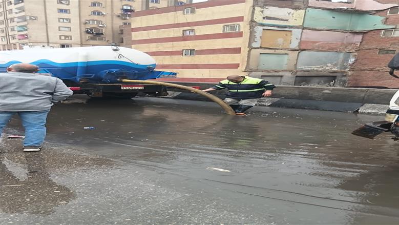رئيس مياه القليوبية: استمرار رفع درجة الاستعداد القصوى حتي الانتهاء من موجة تقلبات الطقس