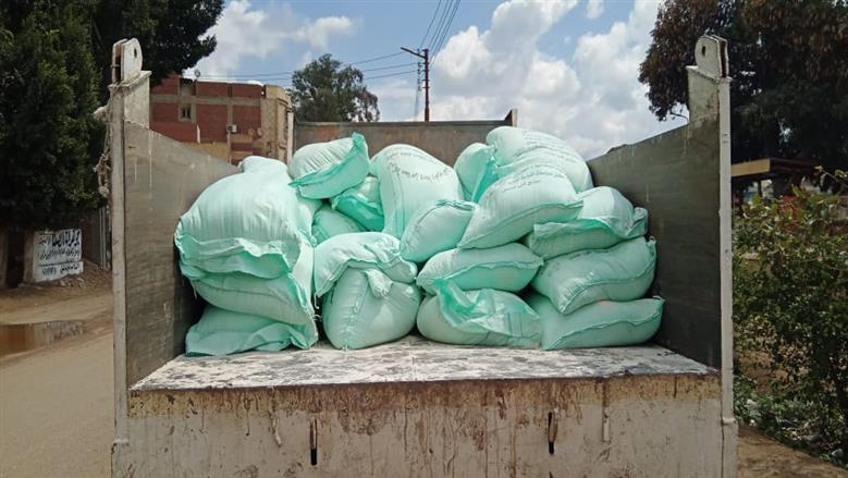 ضبط أكثر من طني دقيق بلدي مدعم محظور تداوله في حملة تموينية بالمنوفية