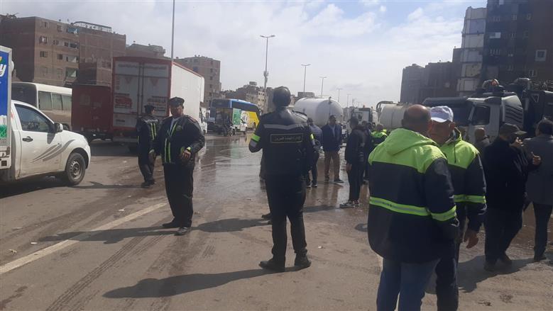 نجاح شركة مياه القليوبية في رفع تجمعات مياه الأمطار وإعادة السيولة المرورية بالدائري والزراعي