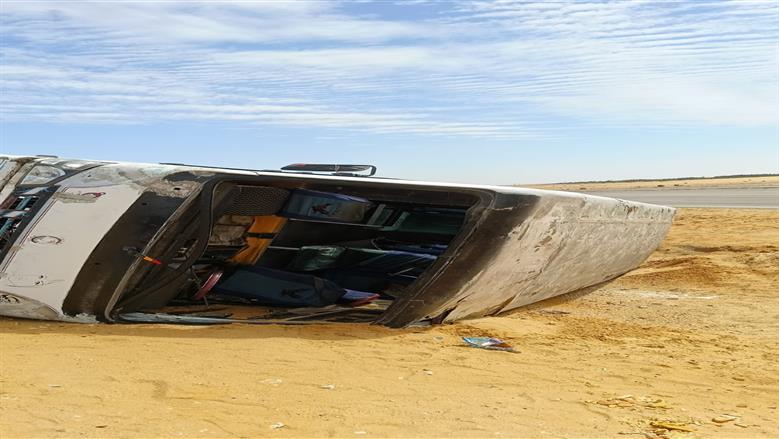 انقلاب أتوبيس في البحيرة