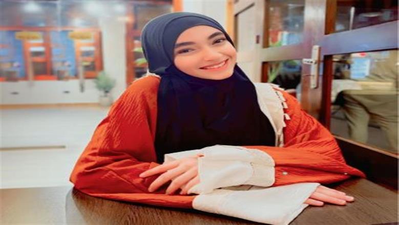 بعد وفاة خالتها.. «جنا» تطلق منصة ذكية لأطفال «متلازمة داون»