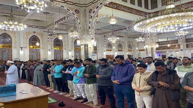 موعد أذان الفجر في البحر الأحمر اليوم الثلاثاء 3-3-2026