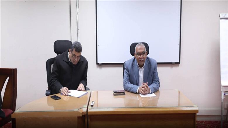 رئيس «مياه المنيا» يوجه برفع الجاهزية بكل قطاعات الشركة لمواجهة أي طوارئ محتملة