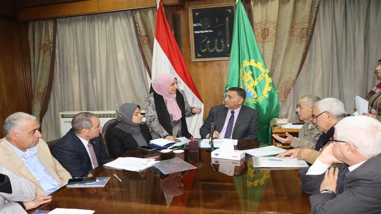محافظ القليوبية في لقائه الجماهيري الاول : نهج المحافظة مستمر في اللقاءات الجماهيرية لتعزيز التواصل المباشر 