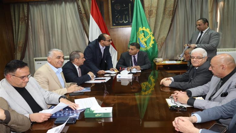 محافظ القليوبية في لقائه الجماهيري الاول : نهج المحافظة مستمر في اللقاءات الجماهيرية لتعزيز التواصل المباشر 