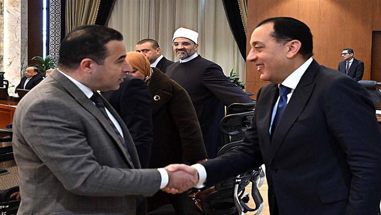 رئيس اتصالات البرلمان عقب لقاء مدبولي : حسم ملف التصالح والسماح باستكمال الأعمال الانشائية