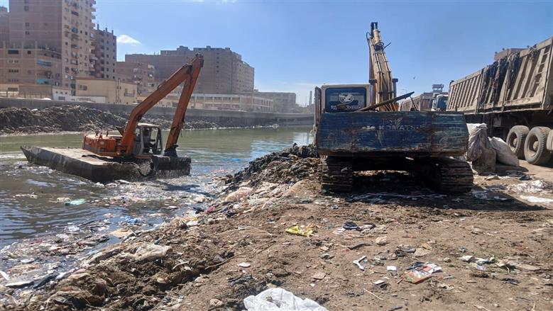 محافظ القليوبية يتفقد أعمال إنشاء مكتبة مصر العامة بحي غرب شبرا الخيمة