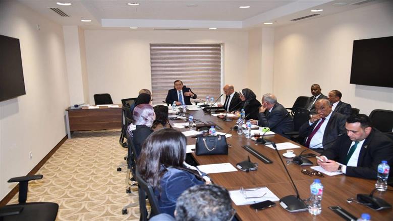 «طاقة النواب» تطالب «الكهرباء» بالالتزام بلوائح إجازات العاملين بالخارج.. والوزارة تستجيب