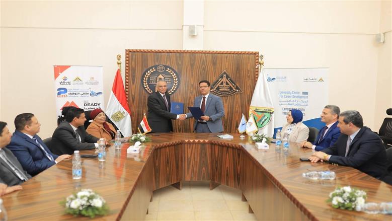 للتعاون في المجالات العلمية والبحثية والتدريبية: بروتوكول تعاون بين جامعة بنها والمركز القومي للبحوث