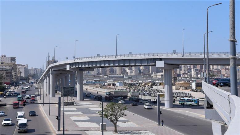 وزيرة التنمية المحلية ومحافظ الإسكندرية في تفقد محور 45 الجديد