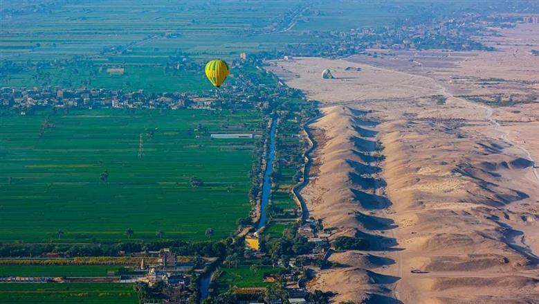 إلغاء رحلات البالون الطائر بالأقصر غداا الاربعاء بسبب سوء الأحوال الجوية