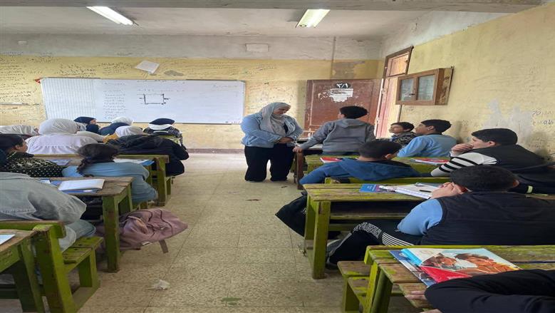 جامعة بنها : قوافل توعوية لطلاب المدارس حول أهمية ريادة الأعمال ومخاطر الانترنت