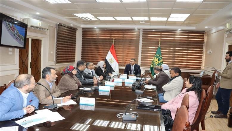 محافظ القليوبية يتابع معدلات تنفيذ المرحلة 