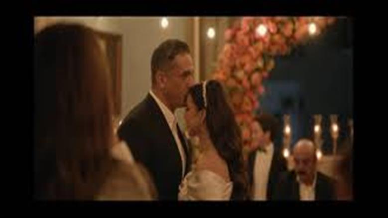 مسلسل رأس الأفعى الحلقة 15: زفاف مراد وصدمة كارولين عزمي في تطورات درامية وأمنية