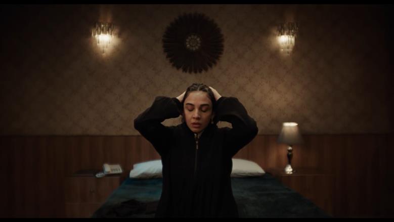 سلمى أبو ضيف تستجيب لمساومة شوقي في الحلقة الثانية من مسلسل عرض وطلب