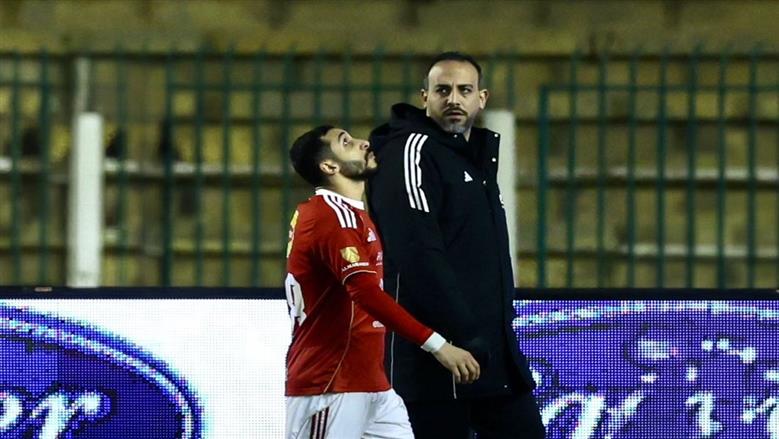 عاجل.. الأهلي يعلن إصابة كريم فؤاد بقطع جزئي في الرباط الصليبي