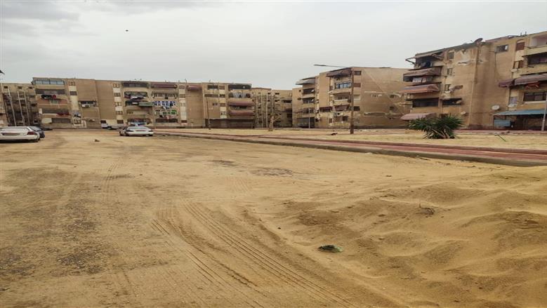 محافظ بورسعيد يتفقد تطوير الطرق