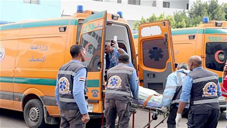 معركة بالأسلحة البيضاء بين طبيبين أمام مستشفى جمال عبدالناصر في الإسكندرية