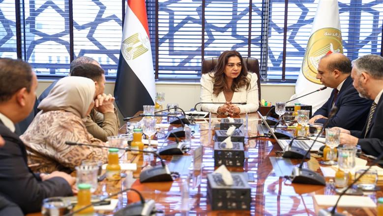 اجتماع وزيرة التنمية المحلية